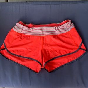 Lululemon Speed Short *4-way stretch 2.5”